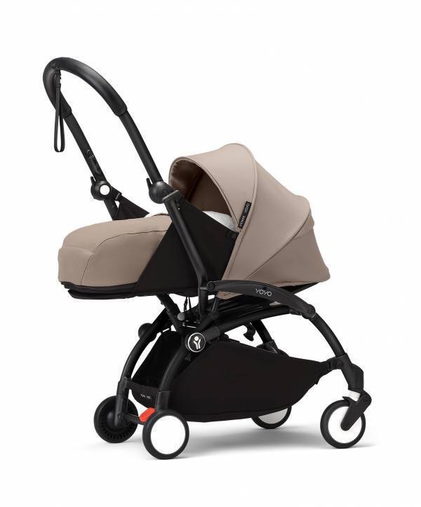 育児グッズもファッションの一部！【ベビーカー×春のファミリースタイル】 | HugMug