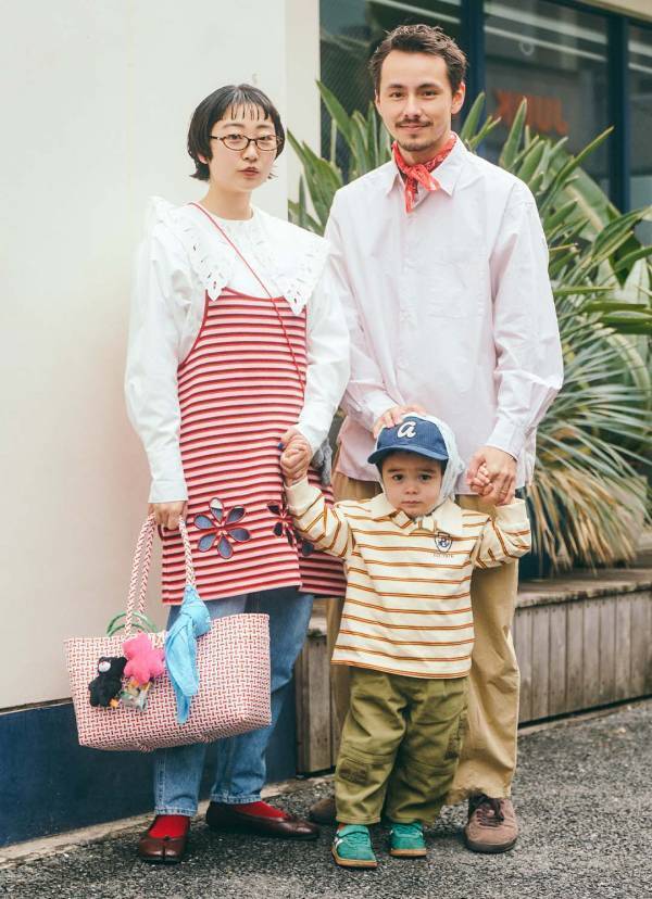 『ユニクロ』シャツで叶うパパの垢抜けコーデ術！ペイズリー柄のバンダナが今きてます | HugMug