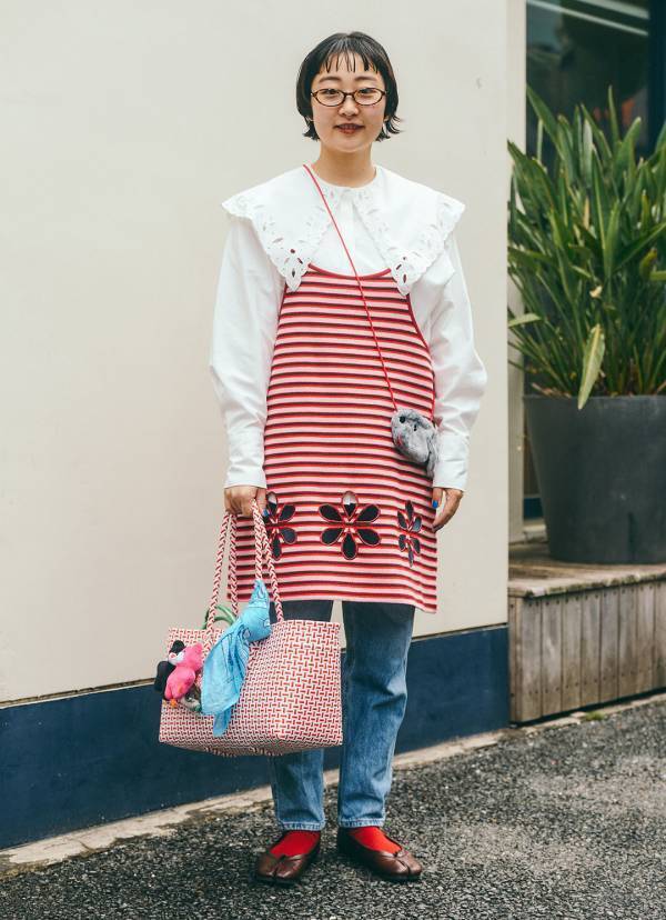 『ユニクロ』シャツで叶うパパの垢抜けコーデ術！ペイズリー柄のバンダナが今きてます | HugMug