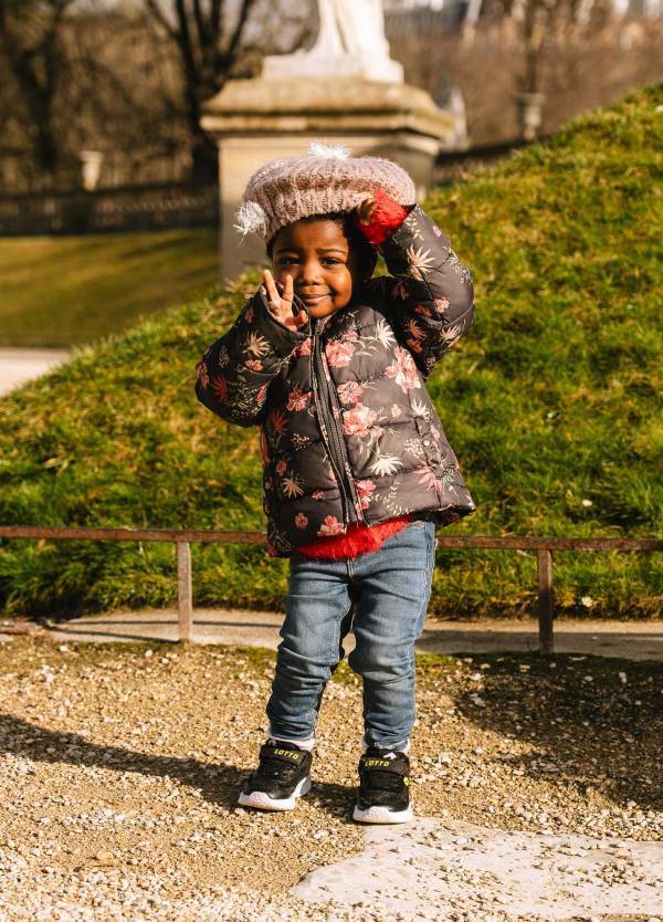 パリのキッズは何を着ているの？ 【センスが光るキッズSNAP6選】 | HugMug