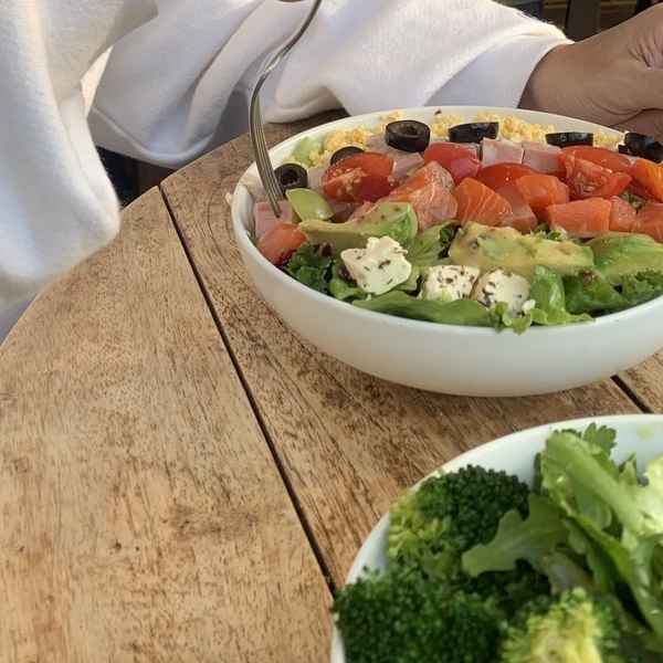 【子連れランチ】駒沢オリンピック公園「Mr.FARMER」が最高！ テラス席でのびのびごはん | HugMug