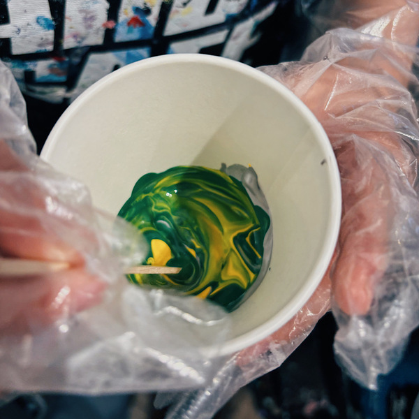 今話題！【たらし込みアート】って知ってる？手ぶらで気軽にできちゃう体験レポ | HugMug