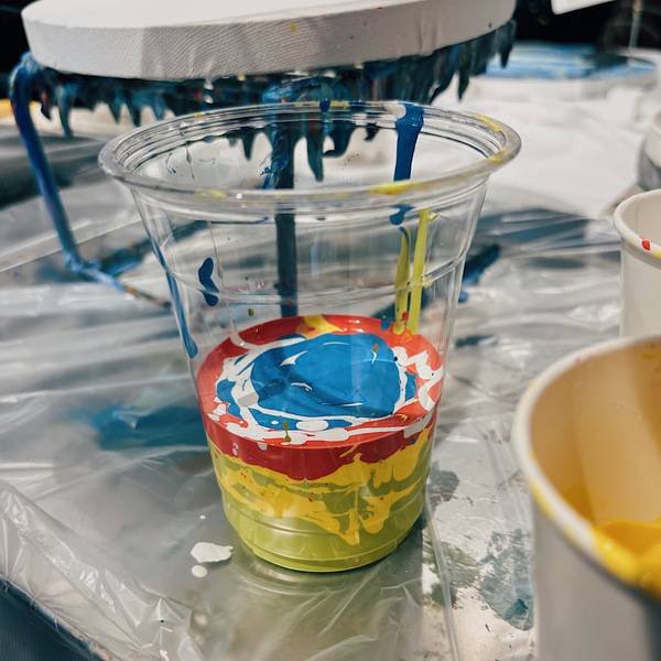 今話題！【たらし込みアート】って知ってる？手ぶらで気軽にできちゃう体験レポ | HugMug