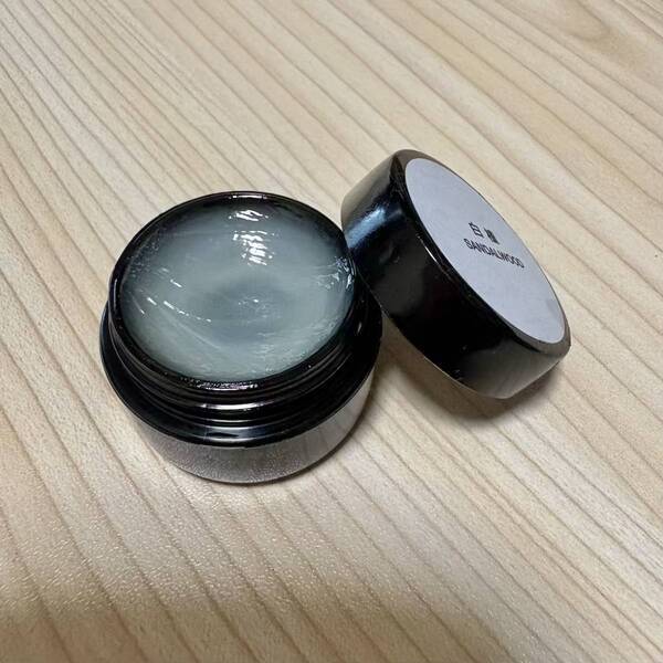 【無印良品 or Amazon】白檀（サンダルウッド）の練り香水どっちがおすすめ？実際に使った感想 | HugMug