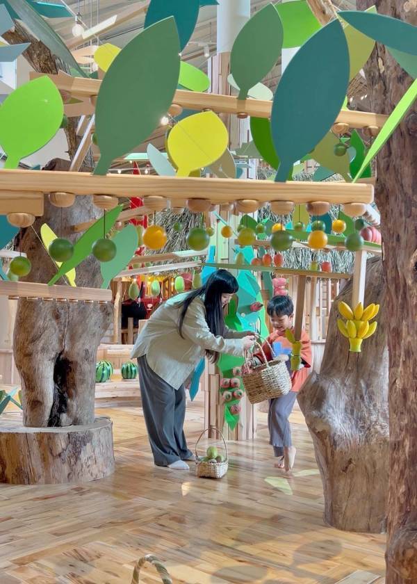 沖縄【やんばる森のおもちゃ美術館】レポ！ 武智志穂の沖縄でのんびり双子育児 Vol.67 | HugMug