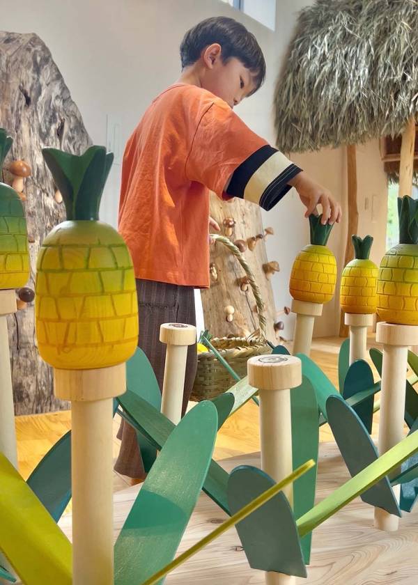 沖縄【やんばる森のおもちゃ美術館】レポ！ 武智志穂の沖縄でのんびり双子育児 Vol.67 | HugMug