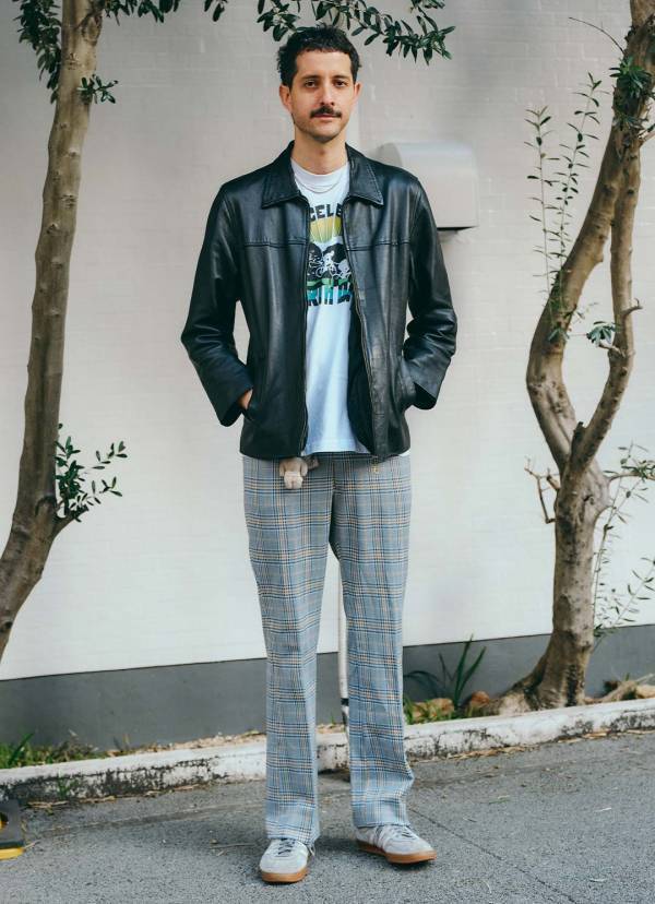 春のトレンドの花柄はフラワーモチーフの小物で取り入れる！ヴィンテージMIXファミリーコーデ | HugMug