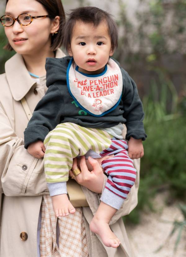 miumiu大好き！べっ甲柄サングラスやウイングチップシューズなど洗練カジュアルの最適解 | HugMug