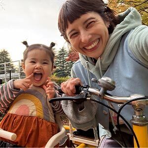 センスのいいママが今選ぶ！最旬キッズスニーカー10選【通園通学・お出かけ】 | HugMug