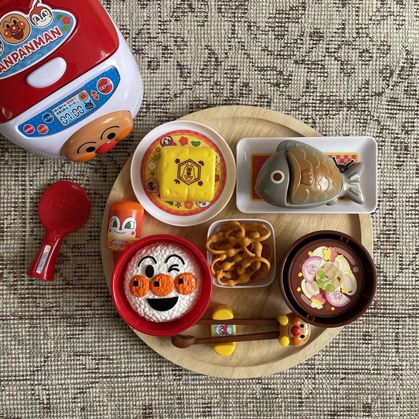 2歳の娘が毎日遊ぶ！アンパンマンのおままごとセットが食育おもちゃとして優秀すぎた！ | HugMug