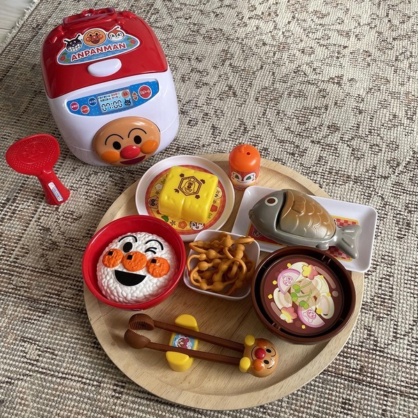 2歳の娘が毎日遊ぶ！アンパンマンのおままごとセットが食育おもちゃとして優秀すぎた！ | HugMug
