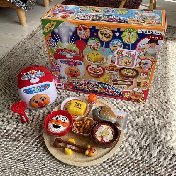 2歳の娘が毎日遊ぶ！アンパンマンのおままごとセットが食育おもちゃとして優秀すぎた！ | HugMug