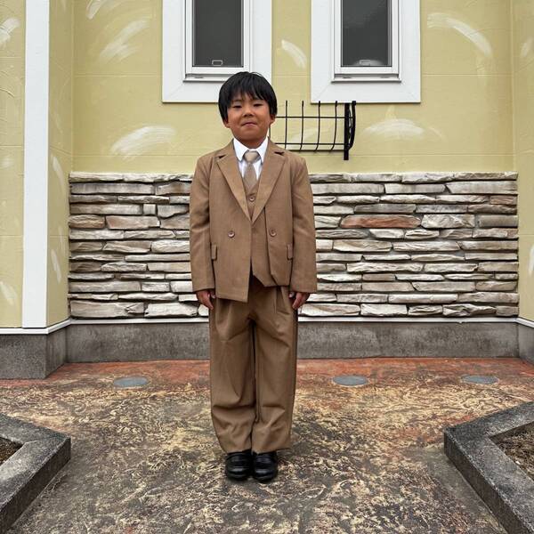 【入学式コーデ】フォーマル感も個性も諦めたくない人必見！おすすめブランド＆着こなしご紹介 | HugMug