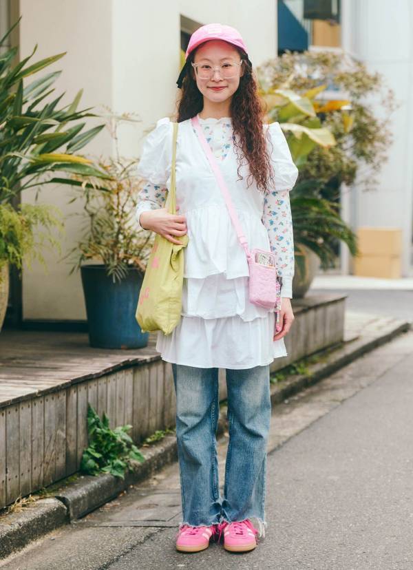 ピンクで春の着こなしを満喫！【ママのピンクコーデSNAP5選】 | HugMug