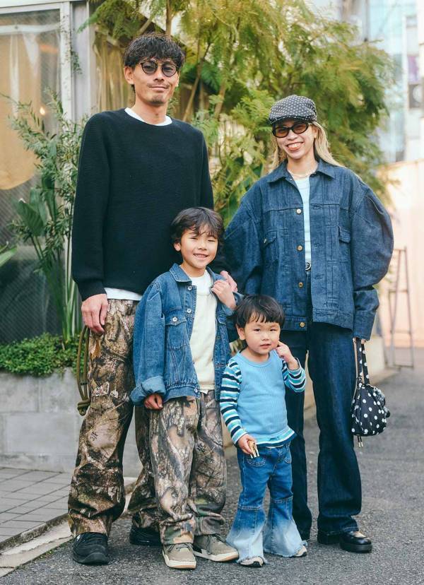 「ユニクロ」トップスでこんなにおしゃれに！？ レイヤードで魅せるコーデが最強にオシャレ | HugMug