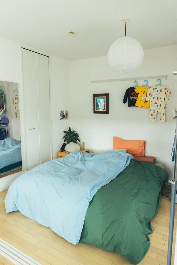 センスのいい家族が暮らす家【Vol.24 デコって、飾って、カラフルに暮らす家・マエダナツミさん邸】 | HugMug