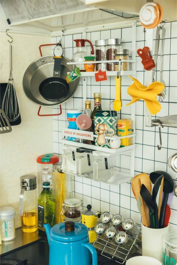 センスのいい家族が暮らす家【Vol.24 デコって、飾って、カラフルに暮らす家・マエダナツミさん邸】 | HugMug