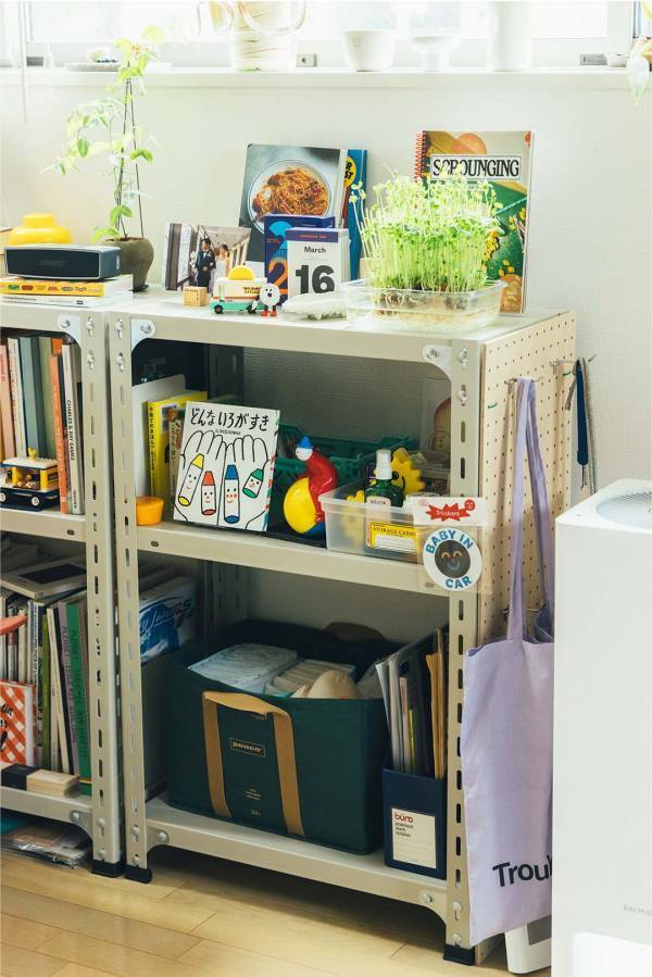 センスのいい家族が暮らす家【Vol.24 デコって、飾って、カラフルに暮らす家・マエダナツミさん邸】 | HugMug