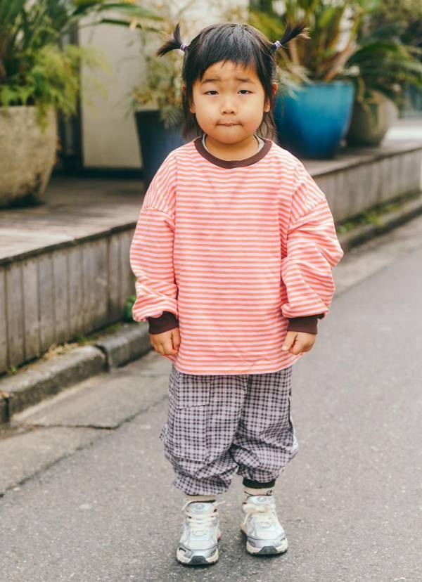 2026春のレイヤード術はこれ！ 『シースルートップス』×『白Tシャツ』でつくる最旬コーデ | HugMug