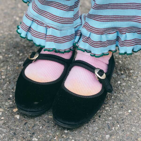 2026春のレイヤード術はこれ！ 『シースルートップス』×『白Tシャツ』でつくる最旬コーデ | HugMug