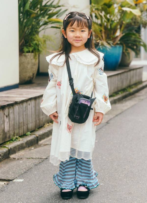 2026春のレイヤード術はこれ！ 『シースルートップス』×『白Tシャツ』でつくる最旬コーデ | HugMug