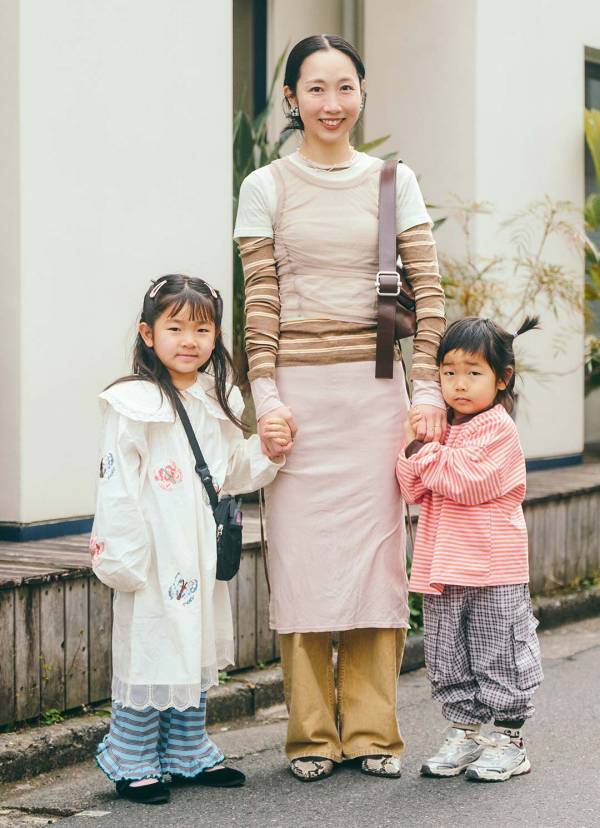 2026春のレイヤード術はこれ！ 『シースルートップス』×『白Tシャツ』でつくる最旬コーデ | HugMug