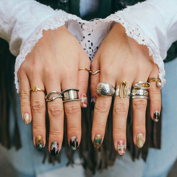 【ZARA】ビッグカラー×ワークベストでつくる甘辛コーデ | HugMug