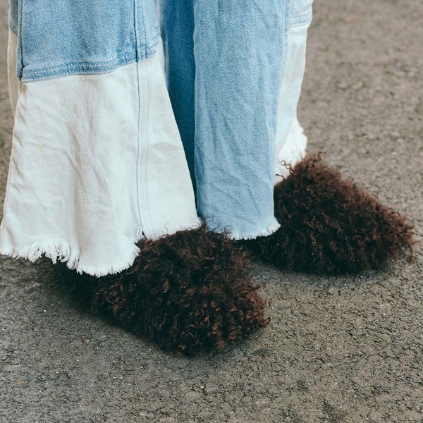 【ZARA】ビッグカラー×ワークベストでつくる甘辛コーデ | HugMug