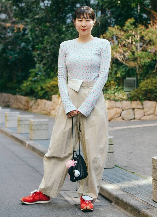 いつものコーデにひとクセつけて！【個性派スニーカー9選】 | HugMug