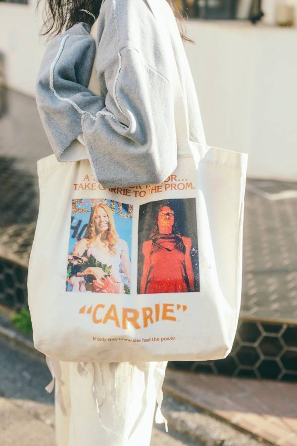 デニムはやっぱり『リーバイス』でしょ！ おしゃれママの洗練カジュアルコーデ術 | HugMug