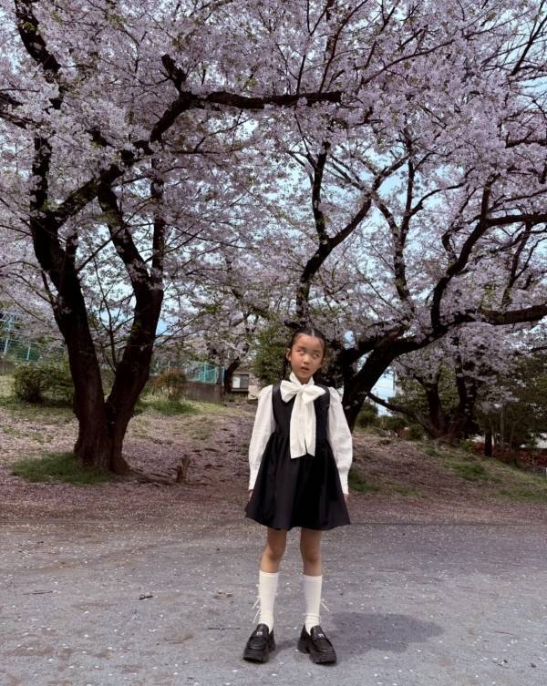 【卒園式・入学式コーデ】どこの？と聞かれたブランドから印象を変える着回しコーデ術までご紹介 | HugMug