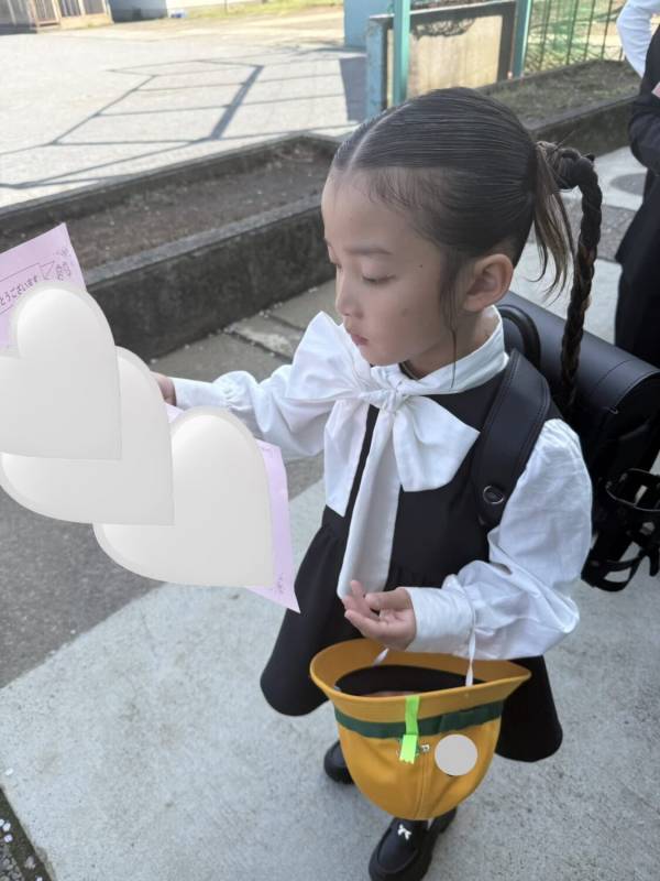 【卒園式・入学式コーデ】どこの？と聞かれたブランドから印象を変える着回しコーデ術までご紹介 | HugMug