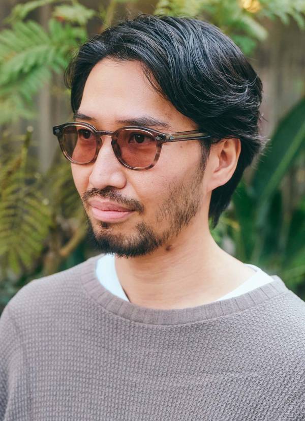 肩の力が抜けてるのにめちゃキマってる！計算し尽くされたリラックスコーデ | HugMug