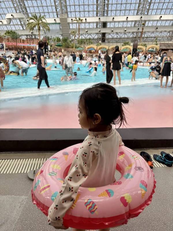 4人でまさかの2,000円！？ 「東京サマーランド」感謝デーがコスパ最強！ プール＆遊園地を大満喫！ | HugMug