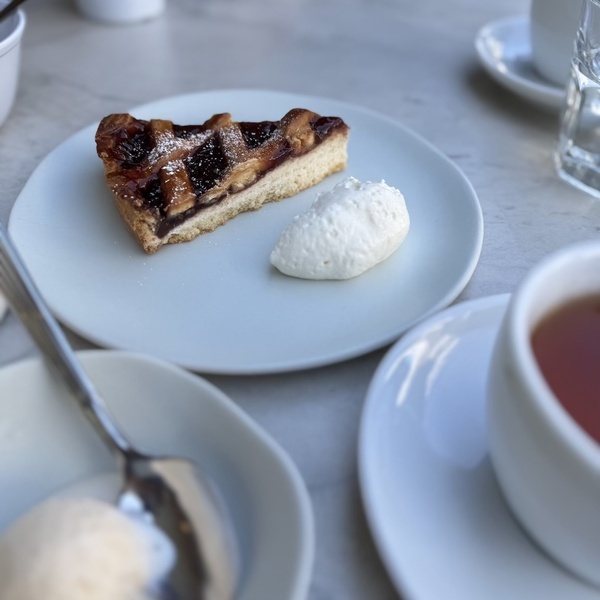 子連れママ必見！ 表参道「LINA STORES」でテラスランチがおすすめ！ 待ち時間グッズも紹介 | HugMug