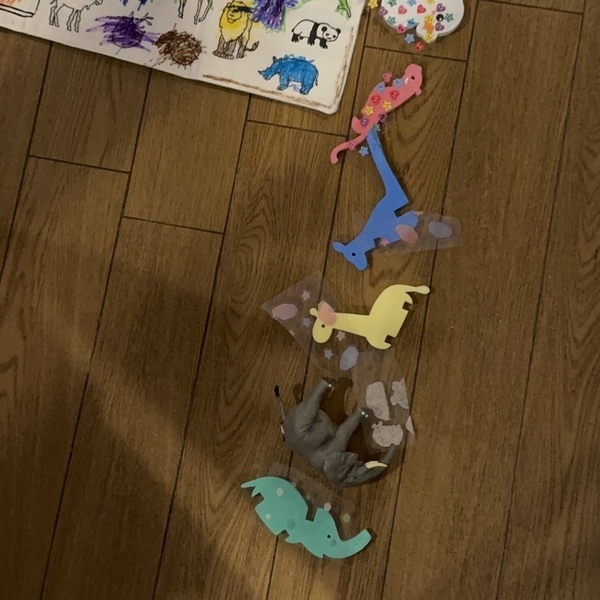 洗える布の塗り絵知ってる？イギリスの「WORLD MAP PLACEMAT TO GO」が可愛すぎる | HugMug