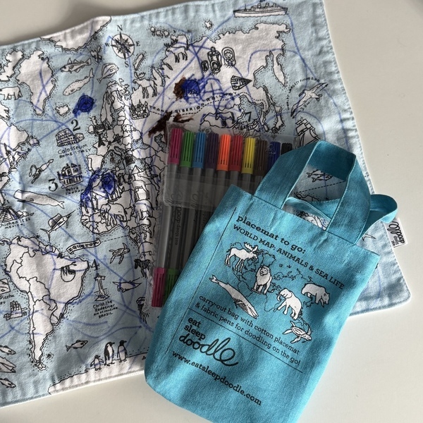 洗える布の塗り絵知ってる？イギリスの「WORLD MAP PLACEMAT TO GO」が可愛すぎる | HugMug
