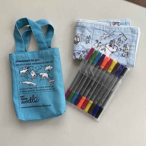 洗える布の塗り絵知ってる？イギリスの「WORLD MAP PLACEMAT TO GO」が可愛すぎる | HugMug