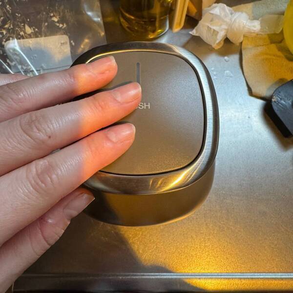 コードレスで便利！多種多様な使い方ができる【recolte】カプセルカッター | HugMug