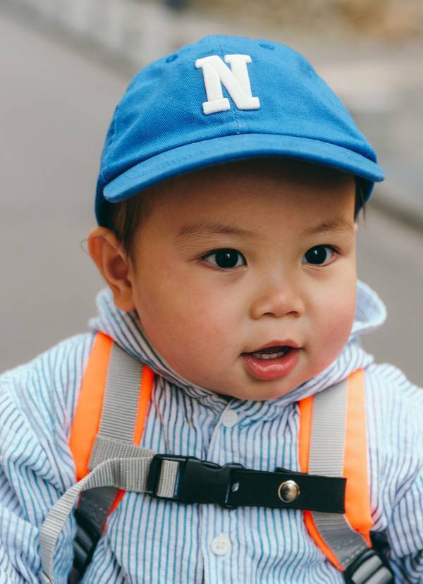 夫婦でデニムトップスを仲良しシェア♪ 洗練カジュアルのお手本コーデ | HugMug