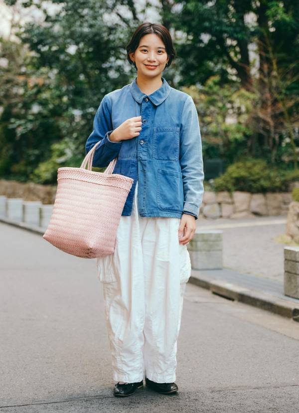 夫婦でデニムトップスを仲良しシェア♪ 洗練カジュアルのお手本コーデ | HugMug