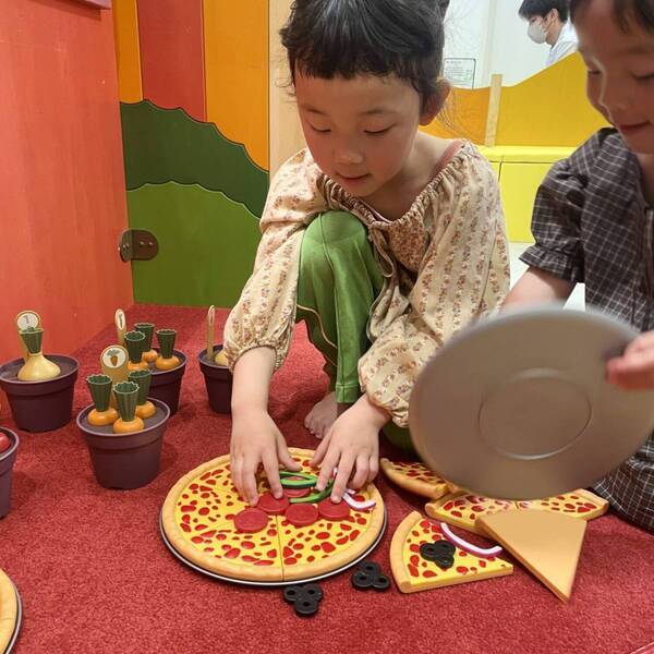 万博の人気遊具が遊び放題！？【大阪】リニューアルした「ボーネルンド」が子連れに最高すぎた！ | HugMug