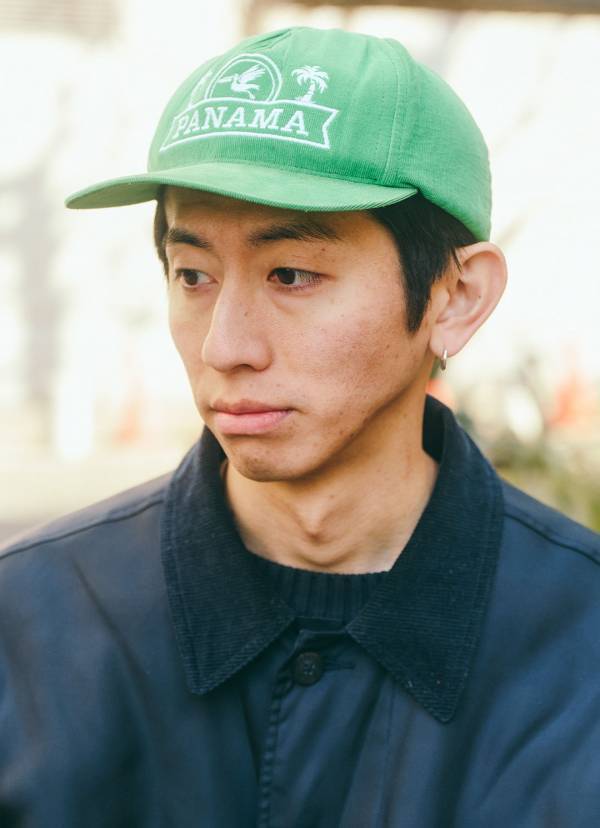 【モンベル】のウエストポーチをつかった正解コーデ！ 足元をレディに決めるのがサマ見えのコツ | HugMug