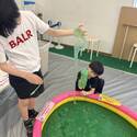 【6月末まで】渋谷で無料スライム体験！子連れで行きたい「ハチラボ」のスライム展 | HugMug