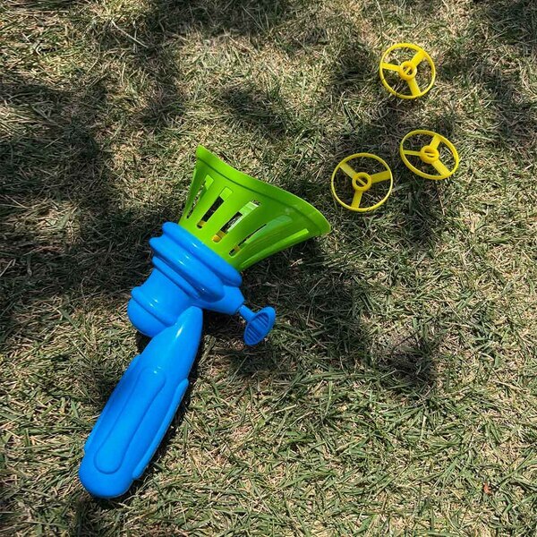 子どもが夢中になれる！センスのいい家族が選ぶ「公園遊びグッズ」9選 | HugMug