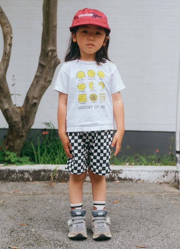 「ヴィンテージTシャツ」でつくる甘辛MIXが今っぽい！ 【おしゃれ家族のリンクコーデSNAP】 | HugMug