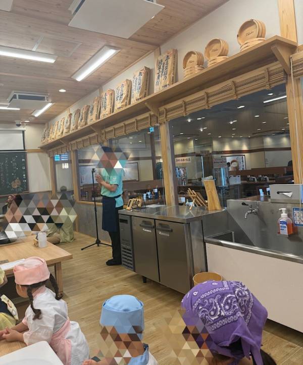 全国に2店舗のみ！【丸亀製麺】のうどん作り体験教室に親子で行ってきた！ | HugMug