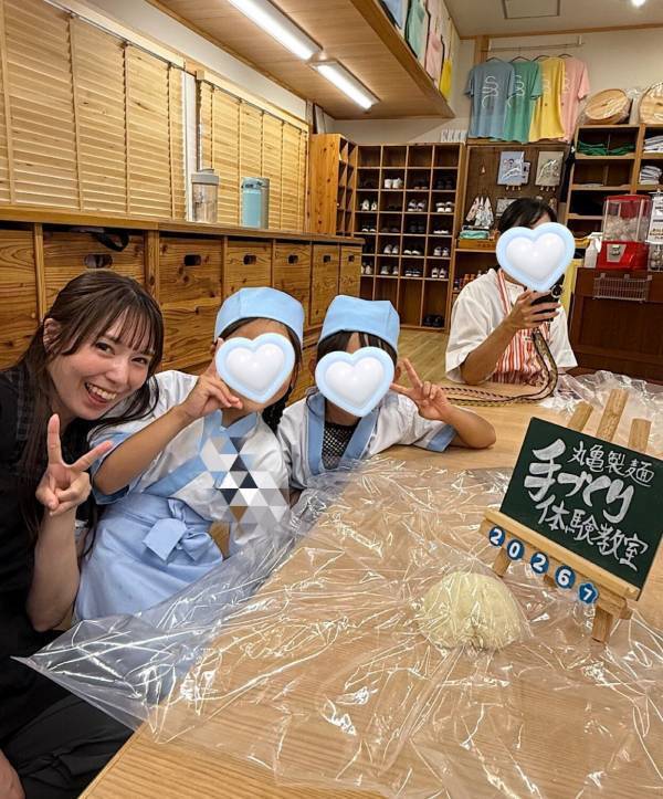 全国に2店舗のみ！【丸亀製麺】のうどん作り体験教室に親子で行ってきた！ | HugMug