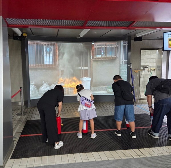 もうすぐ防災の日！【入場無料】親子で学べる本格体験施設「立川防災館」で地震・消火・煙を体験 | HugMug