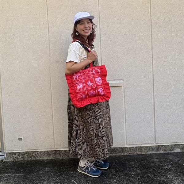 収納力も見た目も優秀！【実際に買ってよかった】大容量ポーチ＆秋の差し色バッグおすすめ2選 | HugMug